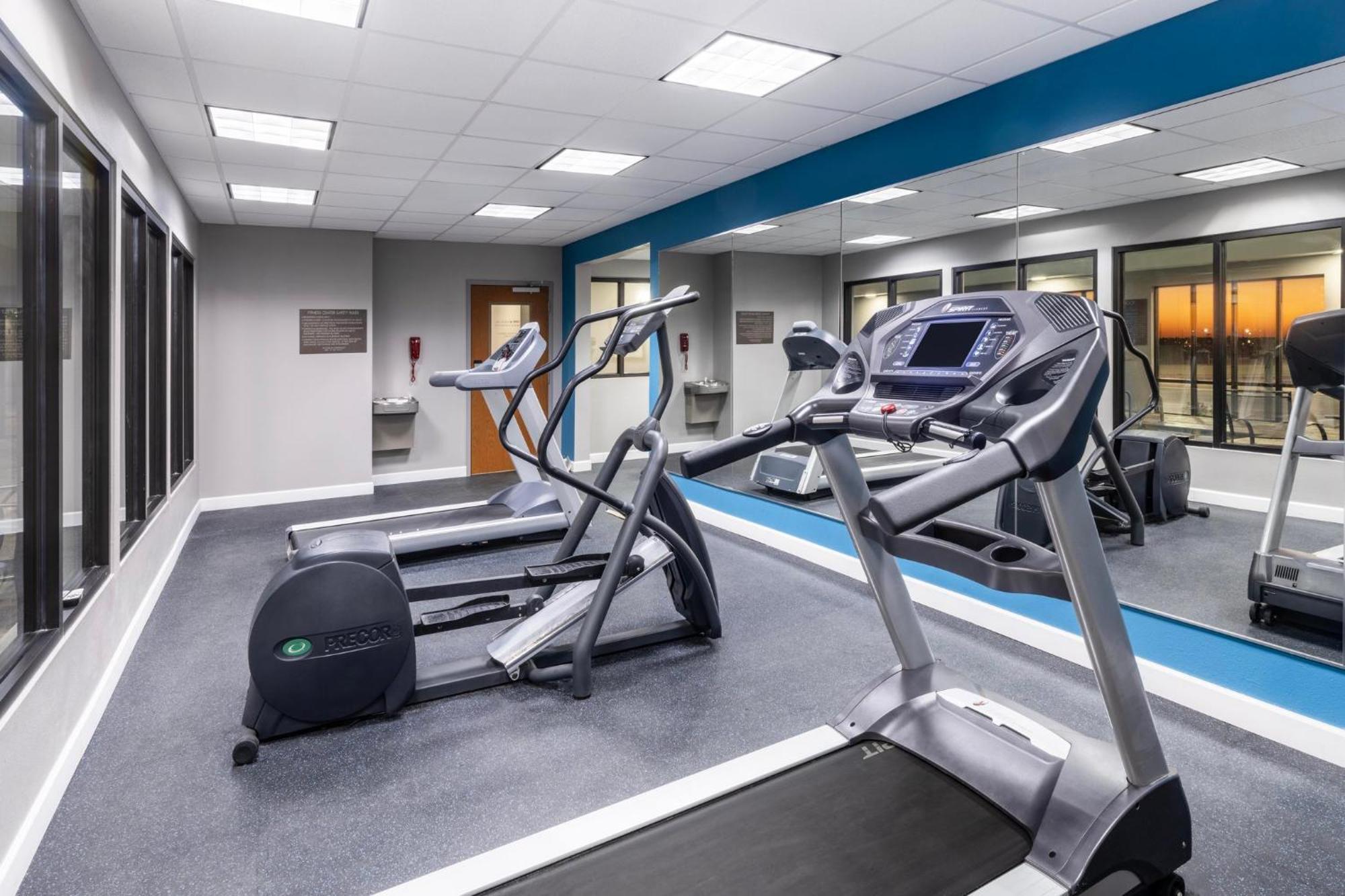 Garner Hotel Virginia Beach North By Ihg Bagian luar foto